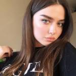 Charlee Larson Profile Picture