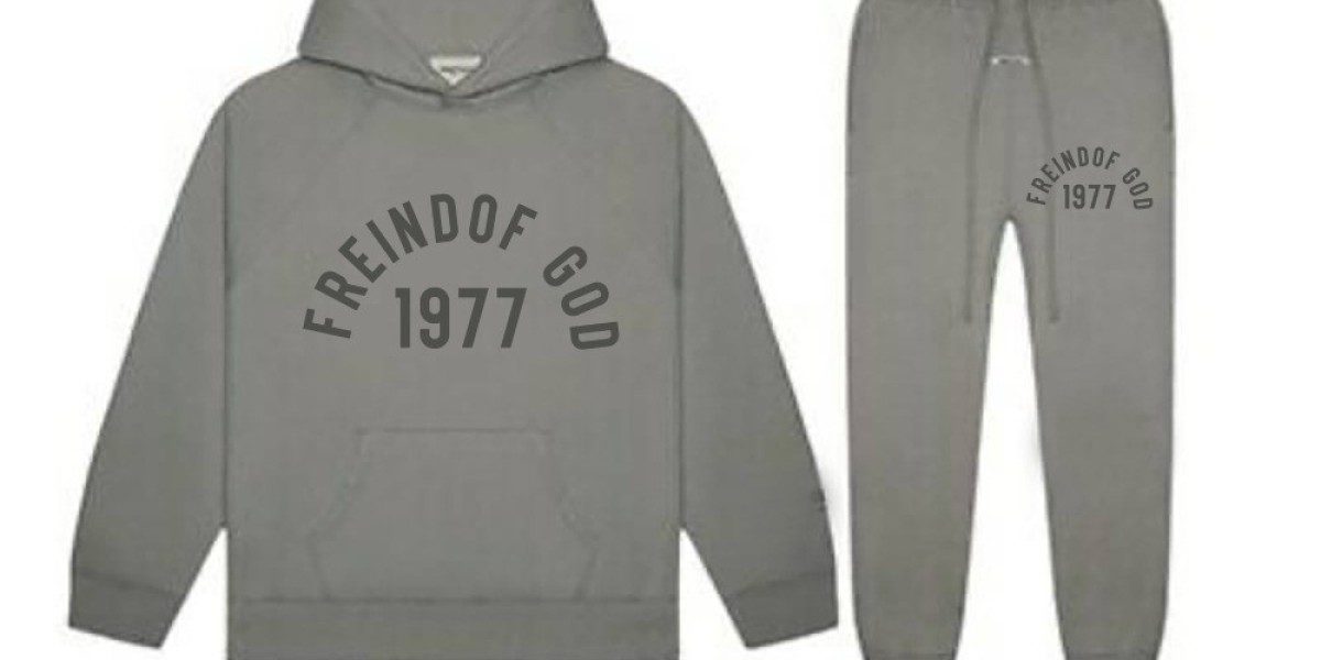 Short on Fabric, Long on Style: Essentials Tracksuit That’s Built to Breeze